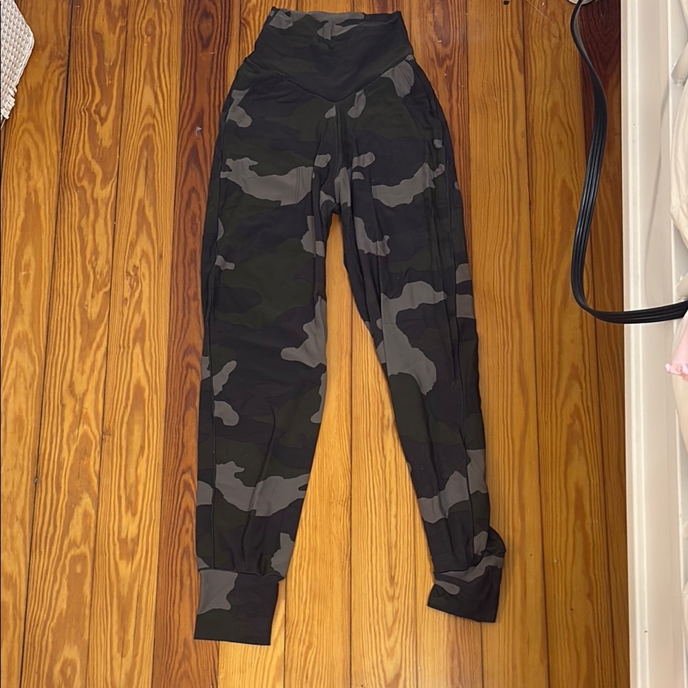 Aerie Camouflage Lounge Pants